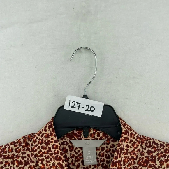H&M Button Up Tops Women Sz 4 Burgundy Ivory Leopard Print Collared Long Sleeves - Picture 12 of 12